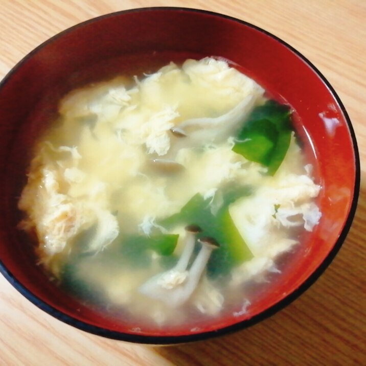 卵としめじとわかめのコンソメスープ レシピ 作り方 By はじゃじゃ 楽天レシピ 卵としめじとわかめのコンソメスープ レシピ 作り方 By はじゃじゃ 楽天レシピ